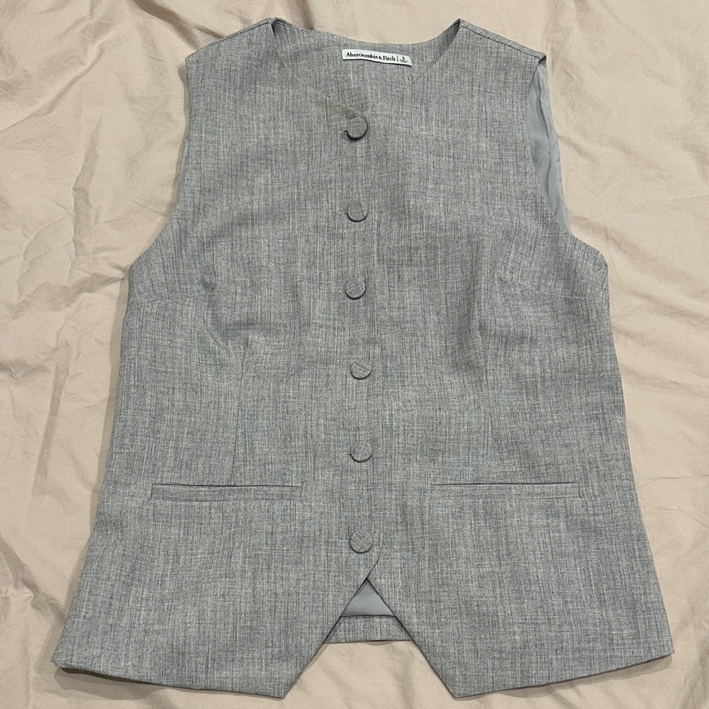 Abercrombie & Fitch Long-Length Tailored Vest Set Top